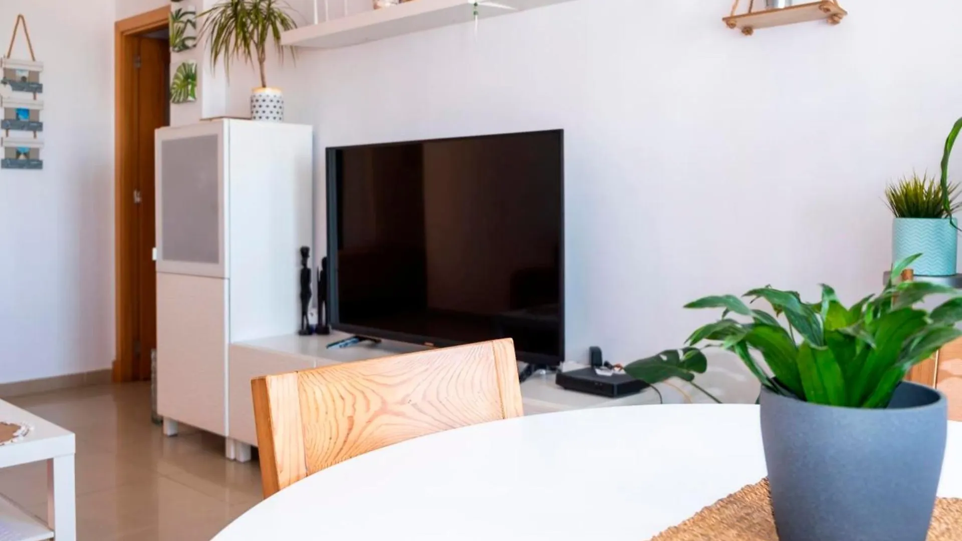 Magnifico Apartamento Frente Al Mar En Cadiz Con Plaza De Garaje Incluida Apartment